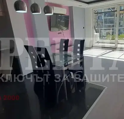 Снимка 5 — Просторен 3-стаен апартамент в Кършияка с две тераси