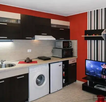 Photo 2 — Three-room apartment in Karshiyaka, Plovdiv with elevator