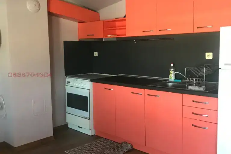 3-bedroom apartment in Plovdiv, Kyrshiyaka