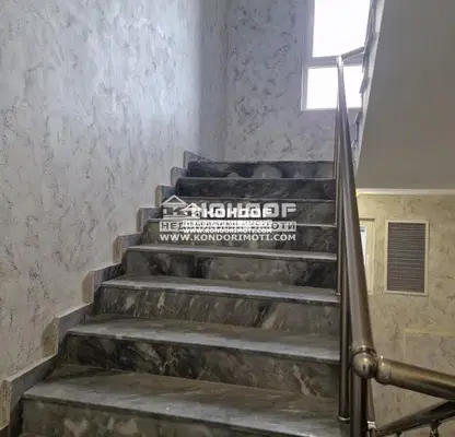 Снимка 5 — Двустаен апартамент в Кючук Париж, Пловдив с тераса