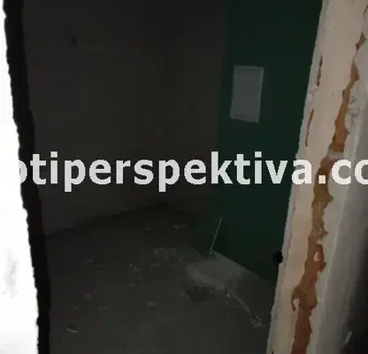 Снимка 2 — Двустаен апартамент с тераса в Кючук Париж, Пловдив