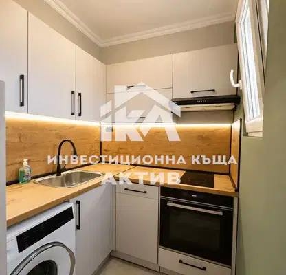 Снимка 4 — Тристаен апартамент в Пловдив, Кючук Париж
