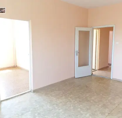 Photo 3 — Three-room apartment in Kyuchuk Parizh with a view of the Rhodopes