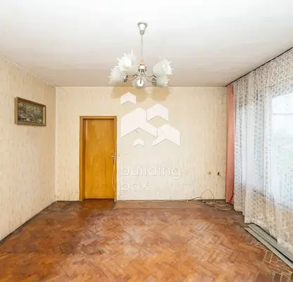 Снимка 2 — Тристаен апартамент 80 кв.м в Кючук Париж с две тераси