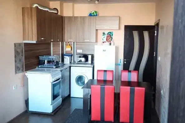 Two-room apartment in Kyuchuk Parizh, Plovdiv with parking space