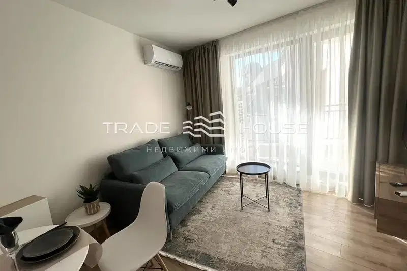Two-room apartment in Marasha with terrace near Hotel Bordo