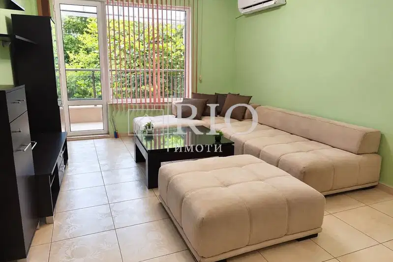 Three-room apartment with terrace in Marasha, Plovdiv