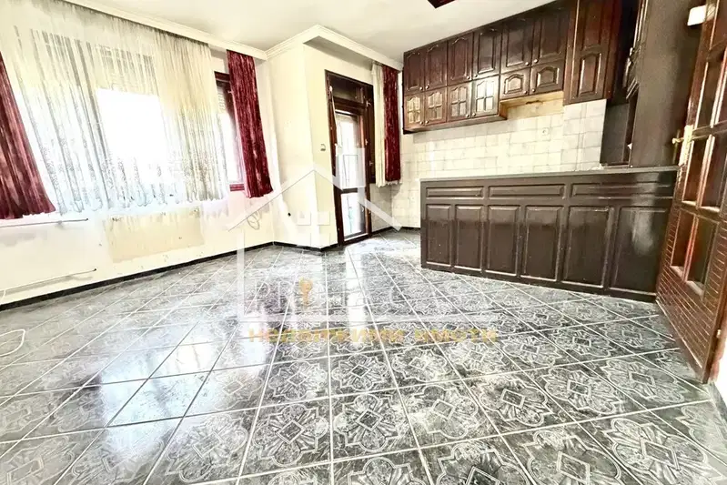 Three-room apartment in Studentski Halm, Plovdiv with two terraces