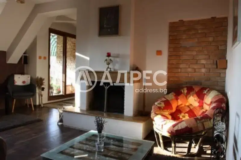Four-room apartment with panoramic terrace in Studentski Grad, Plovdiv