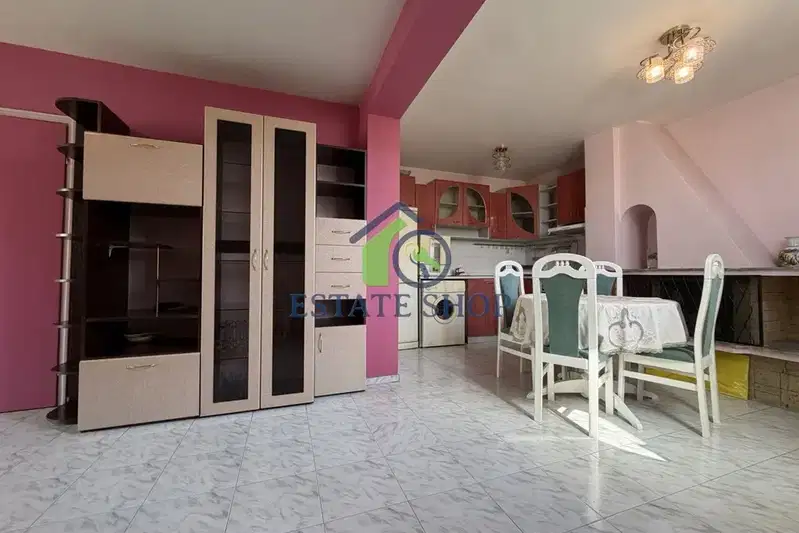 Maisonette with 3 rooms and terraces in Mladezhki Halm, Plovdiv
