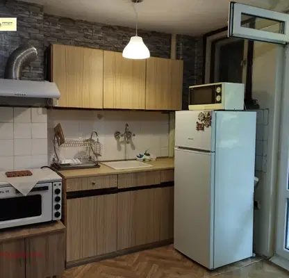 Снимка 2 — Двустаен апартамент с тераса в Младежки Хълм, Пловдив