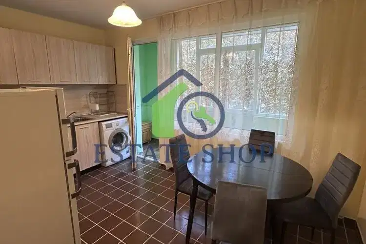 Three-room apartment with terrace in Studentski Halm, Plovdiv