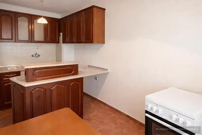Three-room apartment in Mladezhki Halm, Plovdiv with elevator