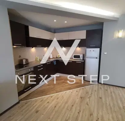 Photo 3 — Three-room apartment with large terrace in Mladezhki Halm, Plovdiv