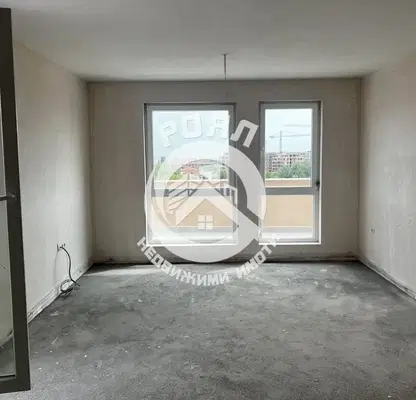 Снимка 2 — Двустаен апартамент в Остромила, Пловдив с балкон