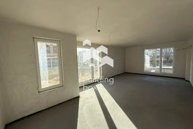 Three-room apartment with yard in Ostromila, Plovdiv