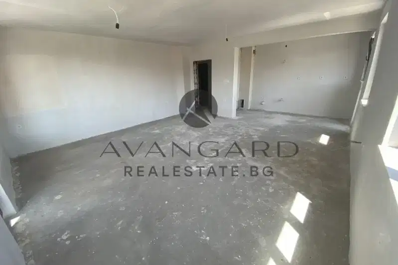 Four-room apartment with garage in Ostromila, Plovdiv
