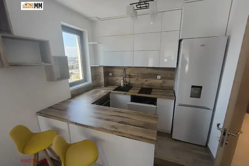 Three-room apartment in Ostromila, Plovdiv with luxury furnishings