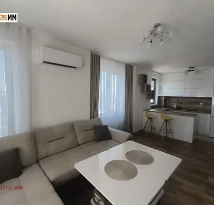 Photo 3 — Three-room apartment in Ostromila, Plovdiv with luxury furnishings