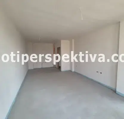 Снимка 2 — Двустаен апартамент в Тракия, Пловдив с тераса, ново строителство