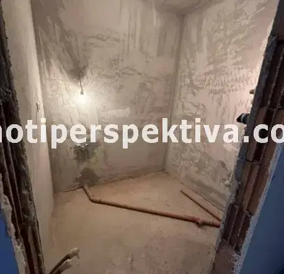 Снимка 5 — Двустаен апартамент с тераса в Тракия, Пловдив
