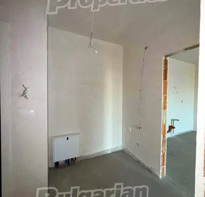 Снимка 4 — Двустаен апартамент с тераса в Тракия, Пловдив