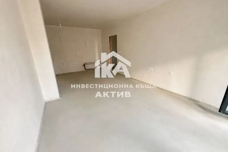 Three-room apartment with two bathrooms in Trakiya, Plovdiv