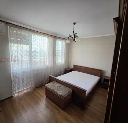 Снимка 3 — Двустаен апартамент с 2 тераси в Тракия, Пловдив