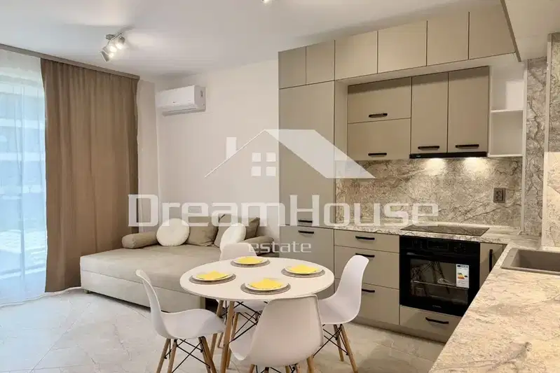 Two-room apartment with parking space in Trakia, Plovdiv