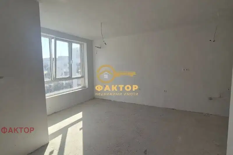 Two-room apartment with terrace in Plovdiv, Vustanicheski