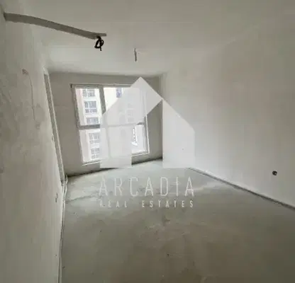 Снимка 3 — Тристаен апартамент с тераса в Южен, Пловдив