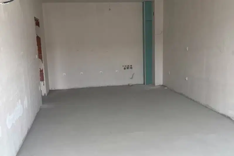Three-room apartment 105 sq m in Yuzhen district, Plovdiv, top floor