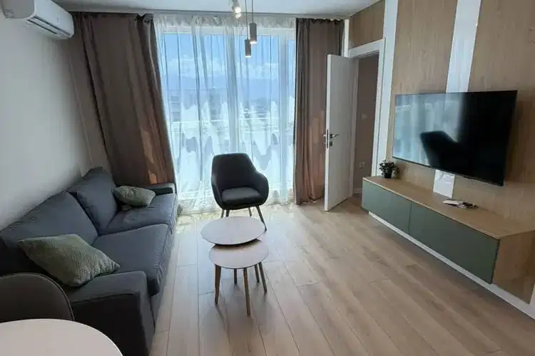 Three-room apartment with terrace in Kyuchuk Parij, Plovdiv