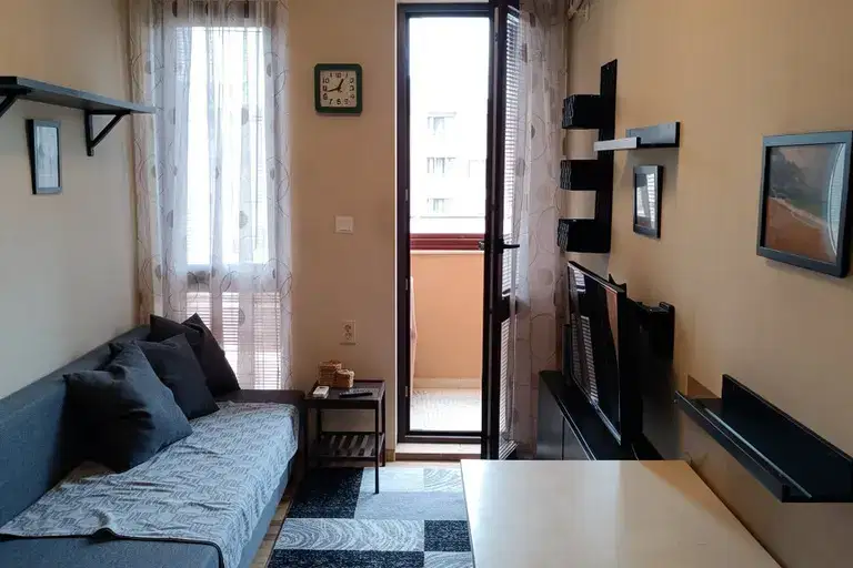 One-room apartment in Yuzhen, Plovdiv, in a gated complex