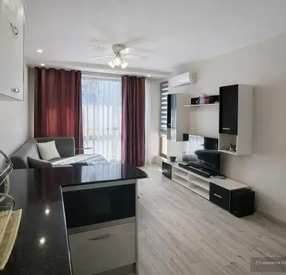 Снимка 2 — Двустаен апартамент 64 кв.м. в кв. Южен, Пловдив с асансьор