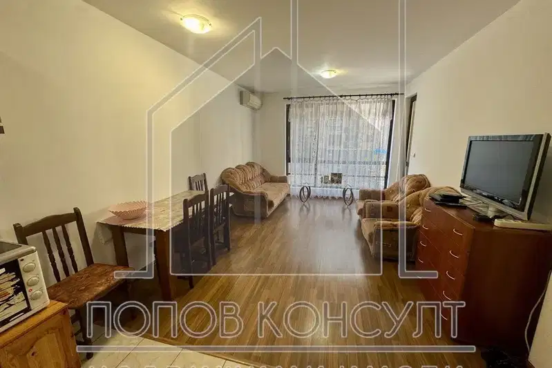 Three-room apartment with terrace in Yuzhen, Plovdiv