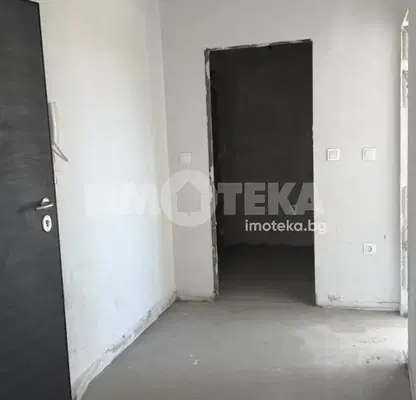 Снимка 5 — Тристаен апартамент с гараж в Западен, Пловдив
