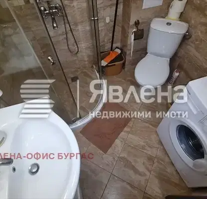 Снимка 5 — Студио с тераса и морска гледка в Поморие