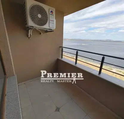 Photo 3 — Two-room apartment with sea view in Pomorie