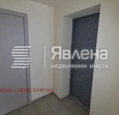 Снимка 3 — Двустайно жилище с голяма тераса в Стария град на Поморие