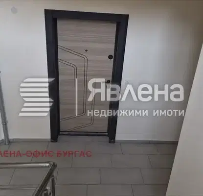 Снимка 4 — Двустайно жилище с голяма тераса в Стария град на Поморие