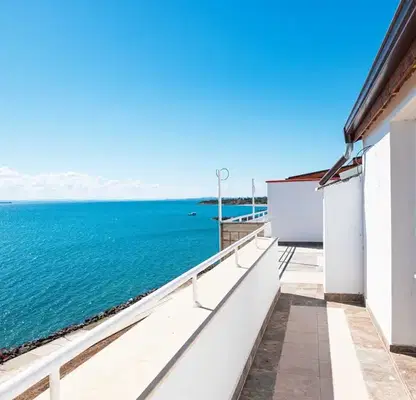 Photo 3 — 3-bedroom apartment in Burgas, Pomorie