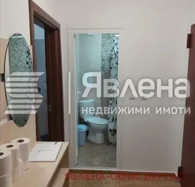 Снимка 5 — Двустаен апартамент с тераса в Приморско, близо до плажа