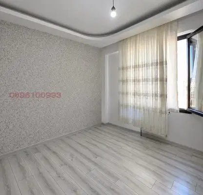 Photo 2 — 3-bedroom apartment in Razgrad, Centyr