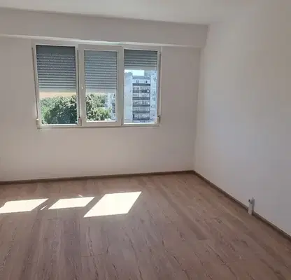 Photo 2 — Two-room apartment in Razgrad, Orel with terrace