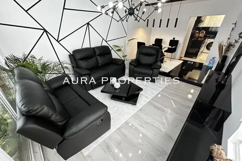 3-bedroom apartment in Razgrad, Orel