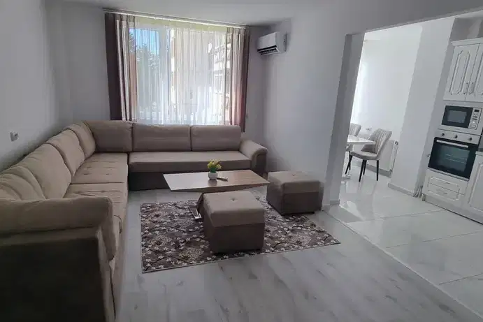 Three-room apartment with two terraces in Osvobozhdenie residential complex, Razgrad