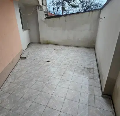 Снимка 5 — Едностаен апартамент в град Разград, Варош с вътрешен двор