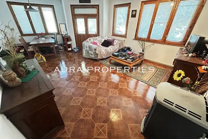 3-bedroom apartment in Razgrad, Varosh