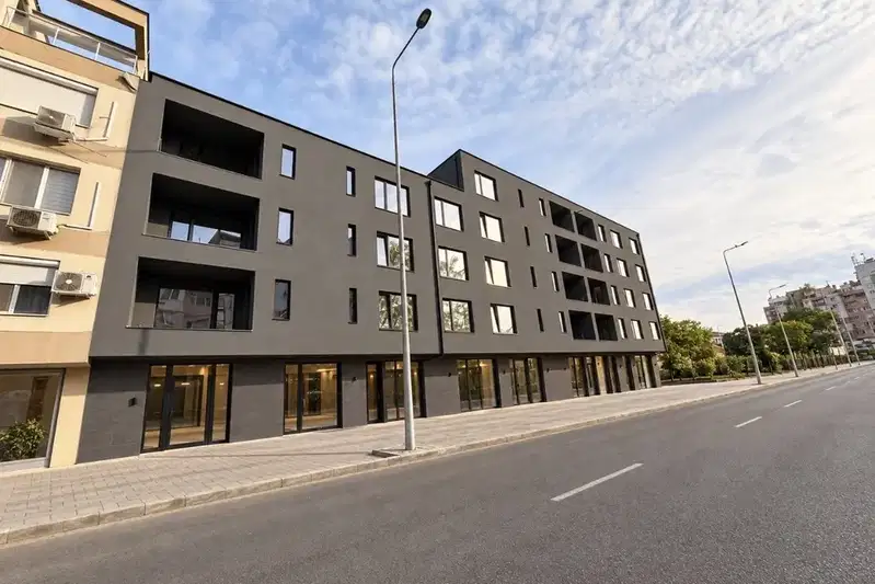 3-bedroom apartment in Ruse, Centralen Yujen Raion
